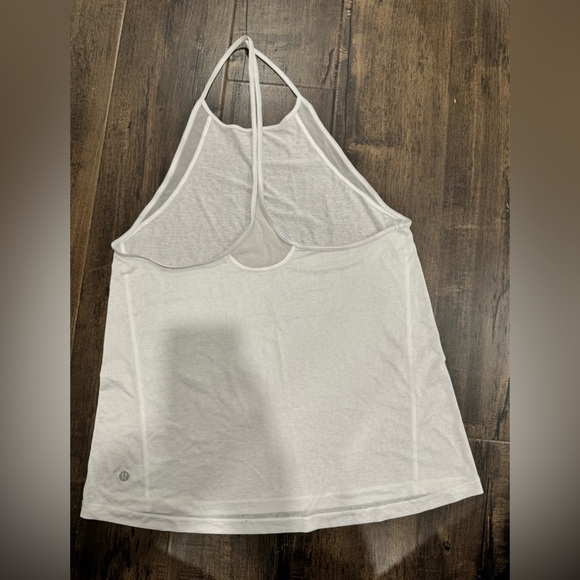 Sheer white tank - Picture 2 of 2